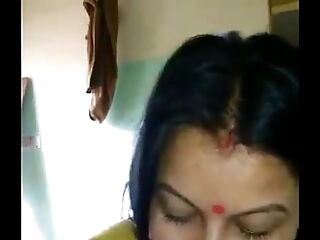 desi indian bhabhi oral job and anal injection into pussy - IndianHiddenCams.com